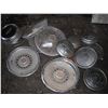 Image 1 : lot of hubcaps - ford, chevrolet