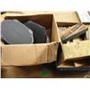 Image 1 : lot of belt lacing & pair of speakers