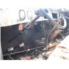 Image 13 : International R-150 w/ hoist SER:14588C model R152