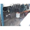 Image 11 : International R-130 w/ box & hoist SER: 15335C