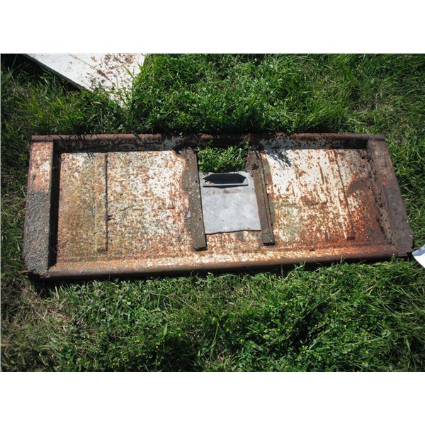 50s/60s Mercury tail gate with grain slide