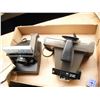 Image 3 : 2 cameras w/ accessories