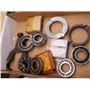 Image 5 : lot of adhesives, bearings, etc.