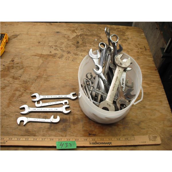 large lot of assorted wrenches - some Gray Canada
