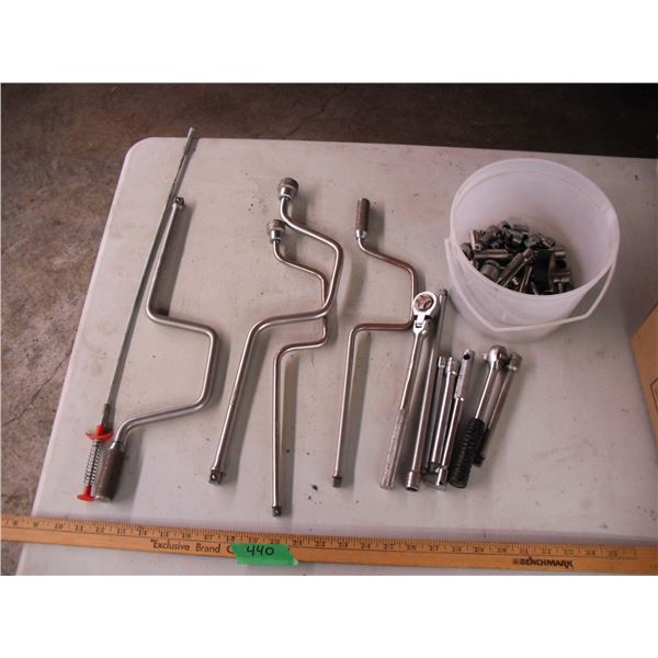ratchet wrenches, sockets & extensions