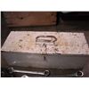 Image 5 : tool box with wrenches, mallet, etc.