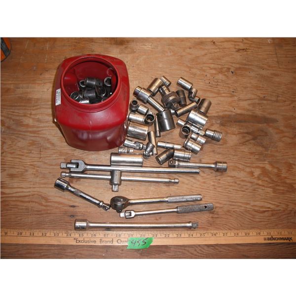 sockets, ratchet and extensions