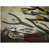 Image 2 : assorted pliers