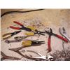 Image 3 : assorted pliers