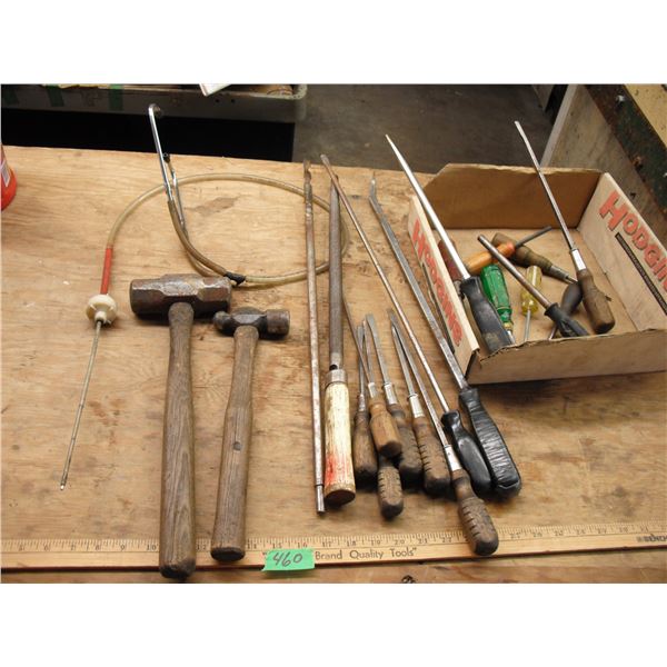 hammers, prybars & screwdrivers