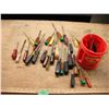 Image 1 : assorted screwdrivers