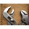 Image 3 : assorted pliers and tin snips