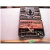 Image 1 : screw and drill bit set