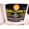 Image 2 : 2x 4L bottles of Shell diesel engine antifreeze - FULL