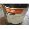 Image 2 : 5 gallon pail of 15W-40 diesel engine oil