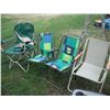 Image 1 : 4 folding chairs
