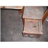 Image 6 : 2 vintage school desks