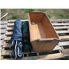 Image 1 : wooden cradle and 2 camping chairs