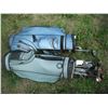 Image 1 : 2 golf bags with golf clubs