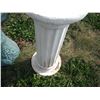 Image 5 : concrete stand and bird bath