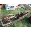 Image 3 : 2 metal gas cans and cast iron seeder