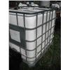Image 2 : 250 gallon tank