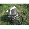 Image 2 : Stanley 2.8HP shop vac