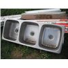 Image 2 : lot of halogen bulbs, light fixtures and 3 bay stainless steel sink