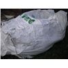 Image 4 : galvanized pails, plastic pails,