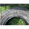 Image 7 : 2 tires - both LT265/75R16