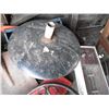 Image 3 : shovel, heater, assorted hardware, etc.
