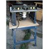 Image 2 : router table with mastercraft router