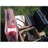 Image 2 : pallet lot - duffle bag, suitcases, purses, etc.