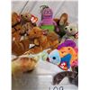 Image 3 : NOS Beanie Babies Over 25 Years Old Lot 9