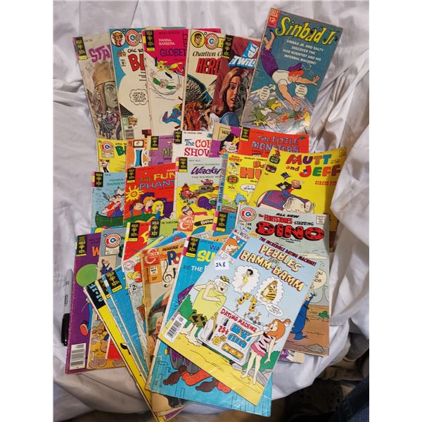 Large lot of Vintage Comics