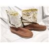 Image 4 : Toms Mukluks Great Condition, US Size 9
