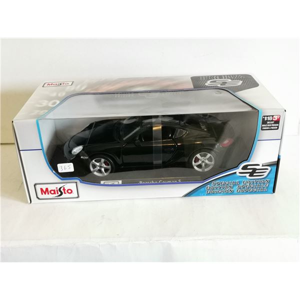Maisto 1:18 Scale Die-Cast Porsche Cayman S