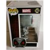 Image 6 : Large Deadpool Funko Pop! Collectable Figurine