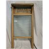 Image 1 : Vintage “Pearl” Glass & Wood Washboard