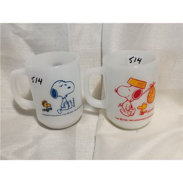 Two snoopie fire king cups