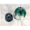 Image 1 : Two glass paper weights