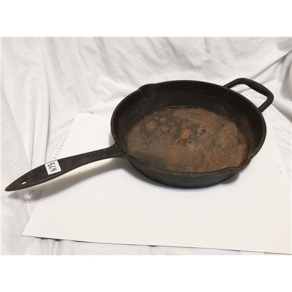 Lagastina cast iron frying pan