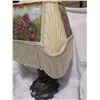 Image 4 : Antique Looking Lamp, nice