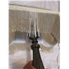 Image 6 : Antique Looking Lamp, nice