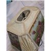 Image 7 : Antique Looking Lamp, nice