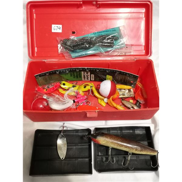 Tackle Box with 2 Collectible Lures, Littlecceo and Old Wooden