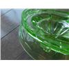Image 8 : URANIUM GLASS REAMER LOVELY GLOW CHIPS ON BOTTOM NONE ON TOP SEE PICTURE