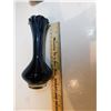 Image 5 : ART GLASS BLUE AND BLACK BUD VASE 6” TALL