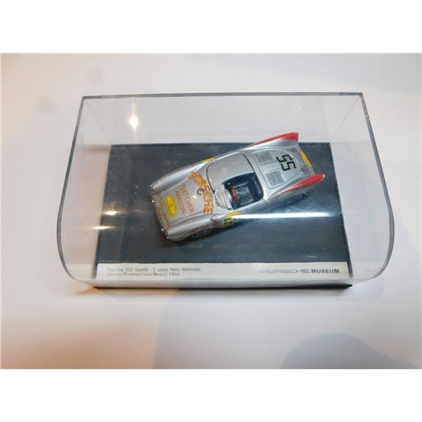 PORSCHE 550 SPYDER CASED CAR