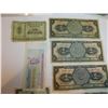 Image 3 : 11 FOREIGN BANK NOTES